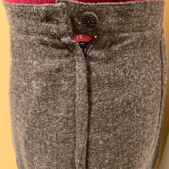 Simon Chang Refined Gray Marbled Wool Blend Pencil Skirt with Slit - Picture 7 of 11